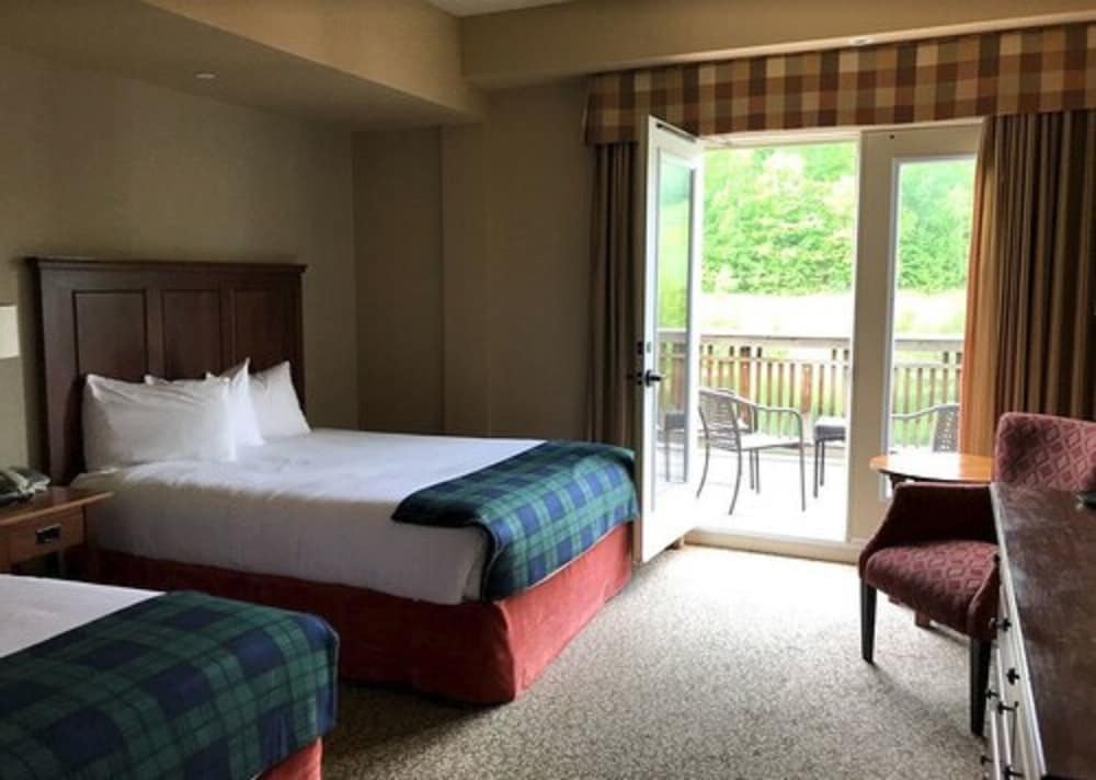 Standard, 2 Queen Beds