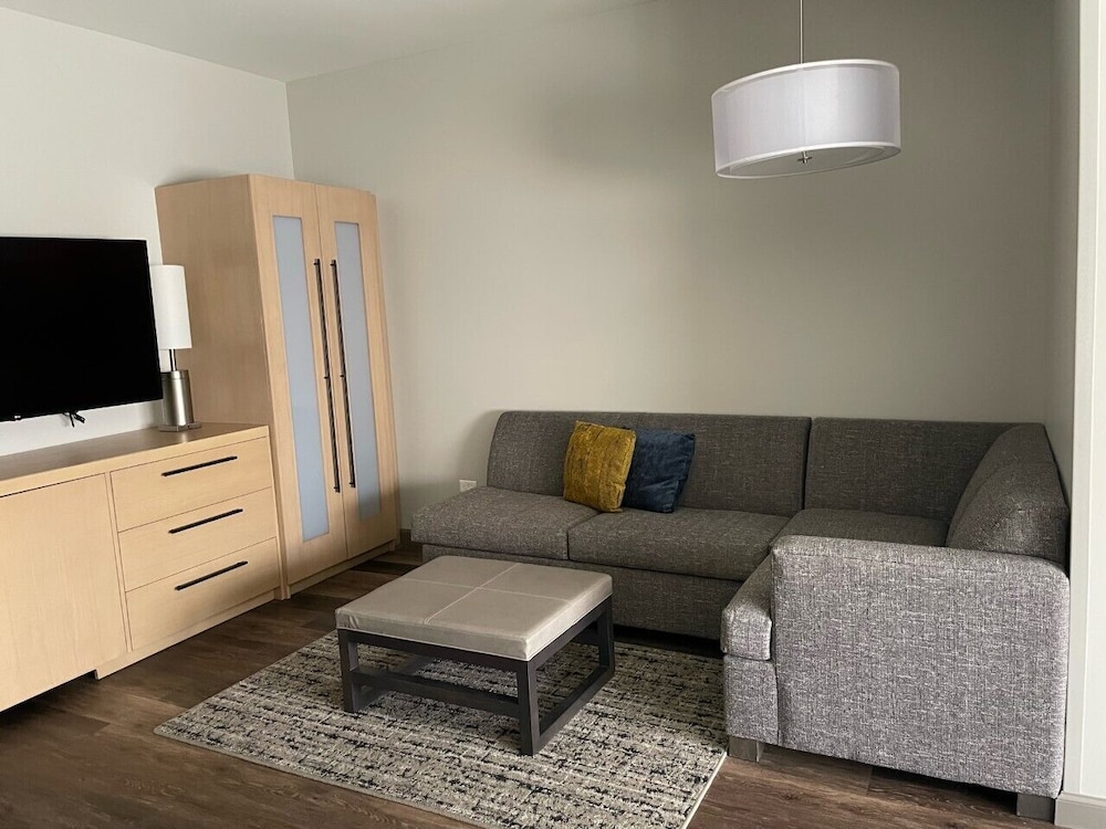 Hyatt Place Tulsa Downtown 49/74