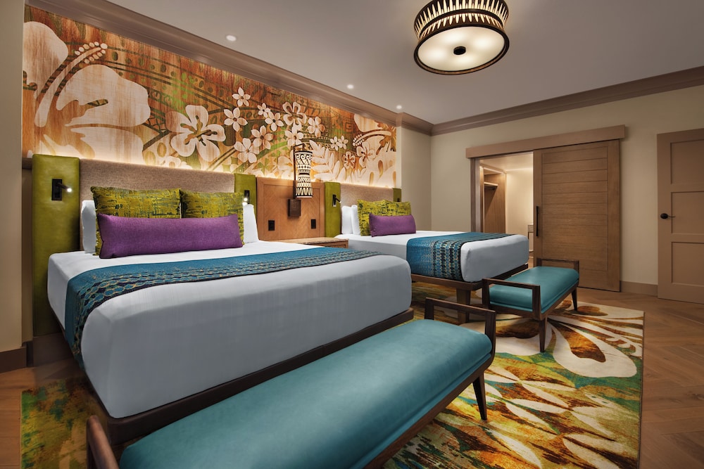 Disneys Polynesian Village Resort 15/50