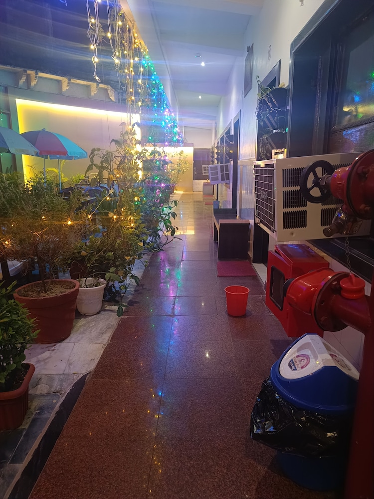 Hotel Sidhartha 55/59