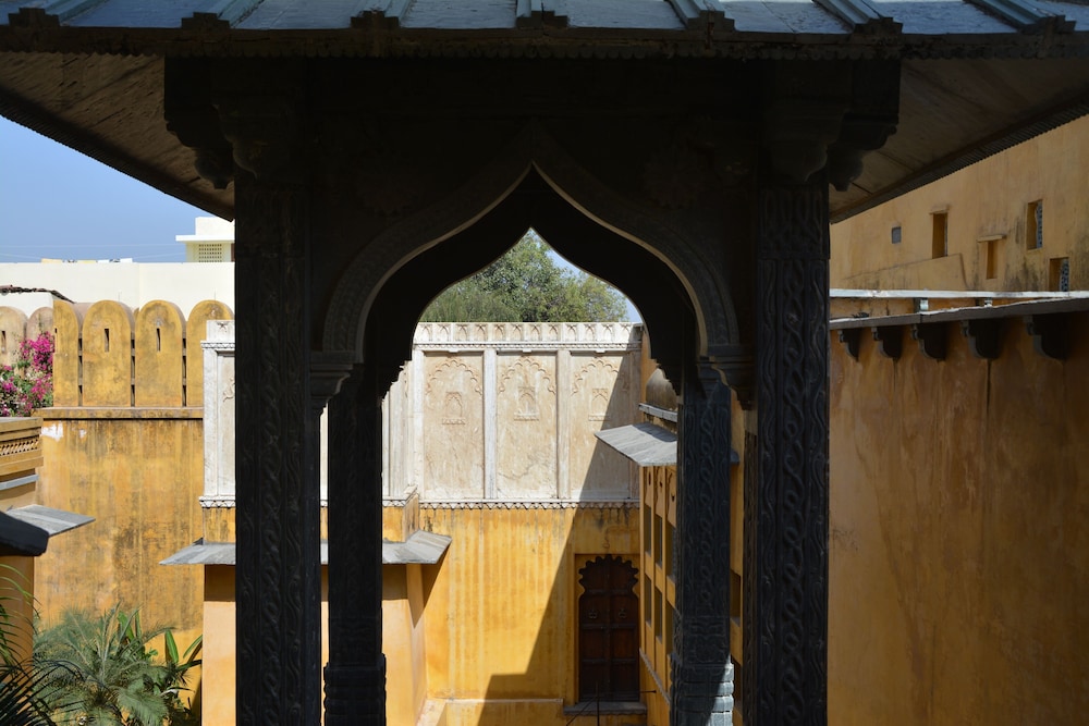 Gogunda Palace 67/71