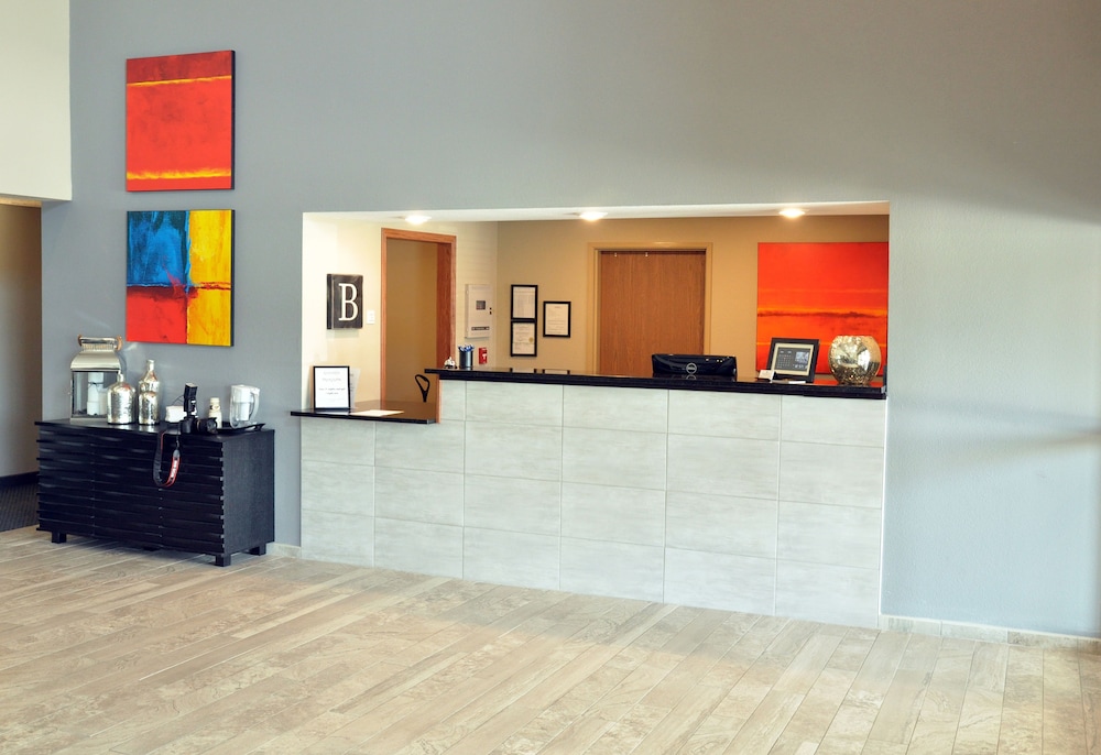 Brookstone Lodge Suites 7/35