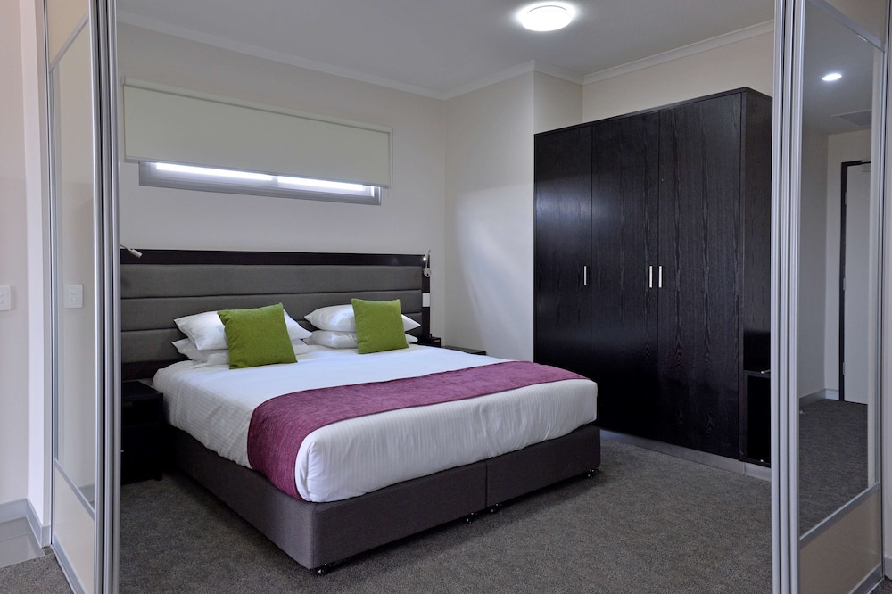 Rydges Palmerston 25/64