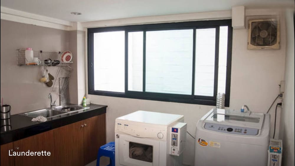 At 1150 villa 9/39