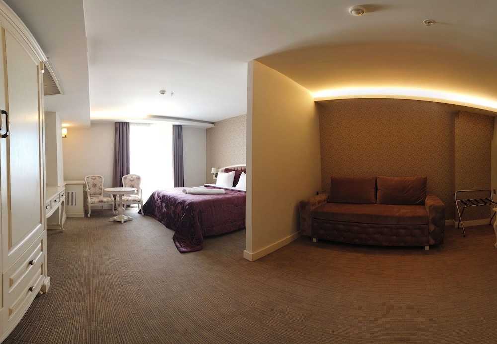HANZADE PARK HOTEL 8/38