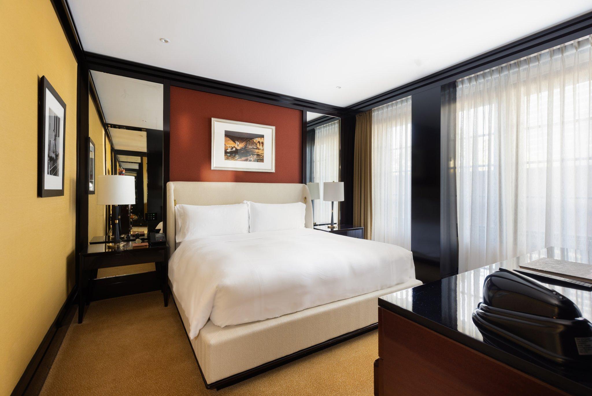 JUNIOR SUITE, RIVER VIEW, CITY VIEW, CORNER, ACCESSIBLE