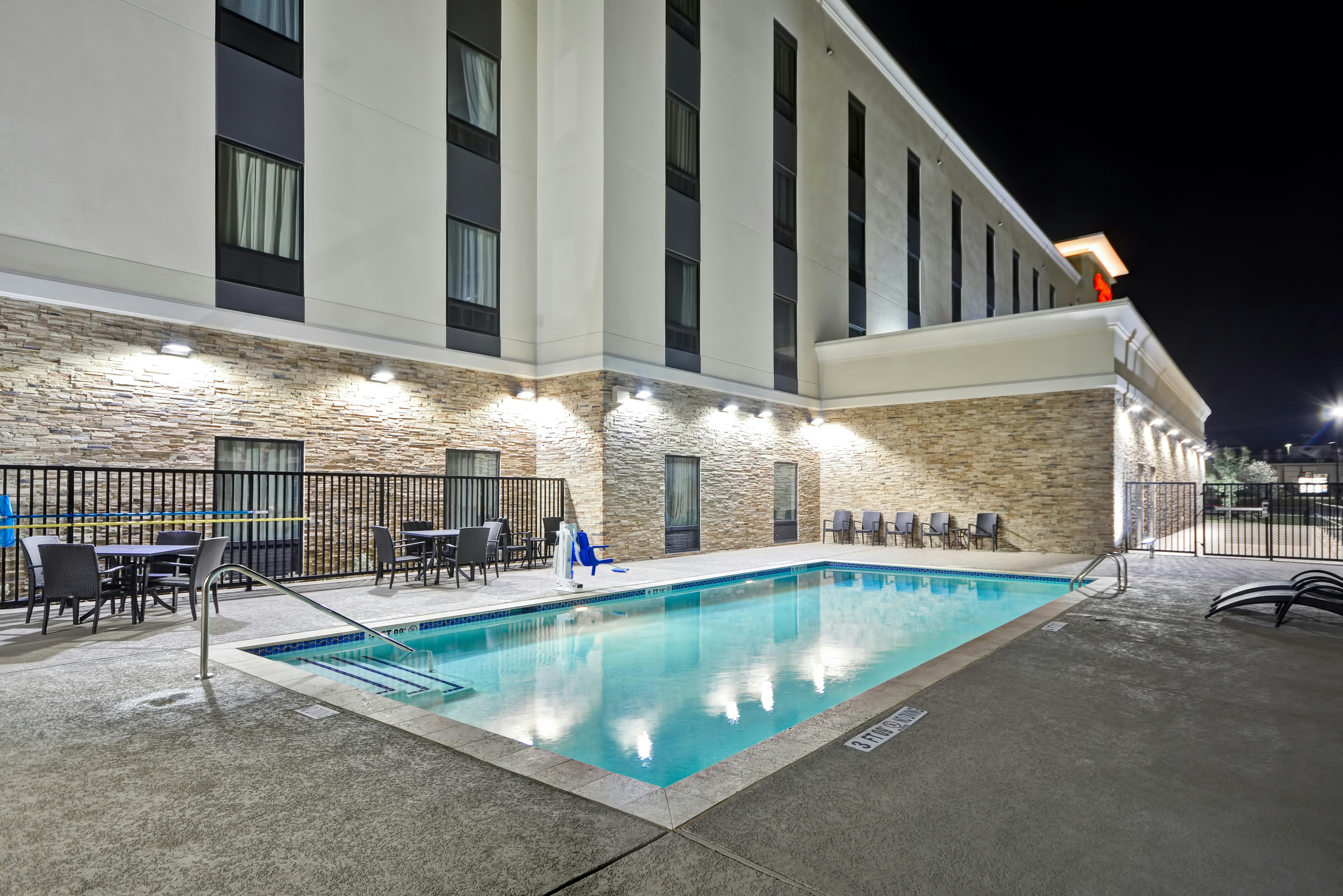 Hampton Inn Kyle Tx 4/47