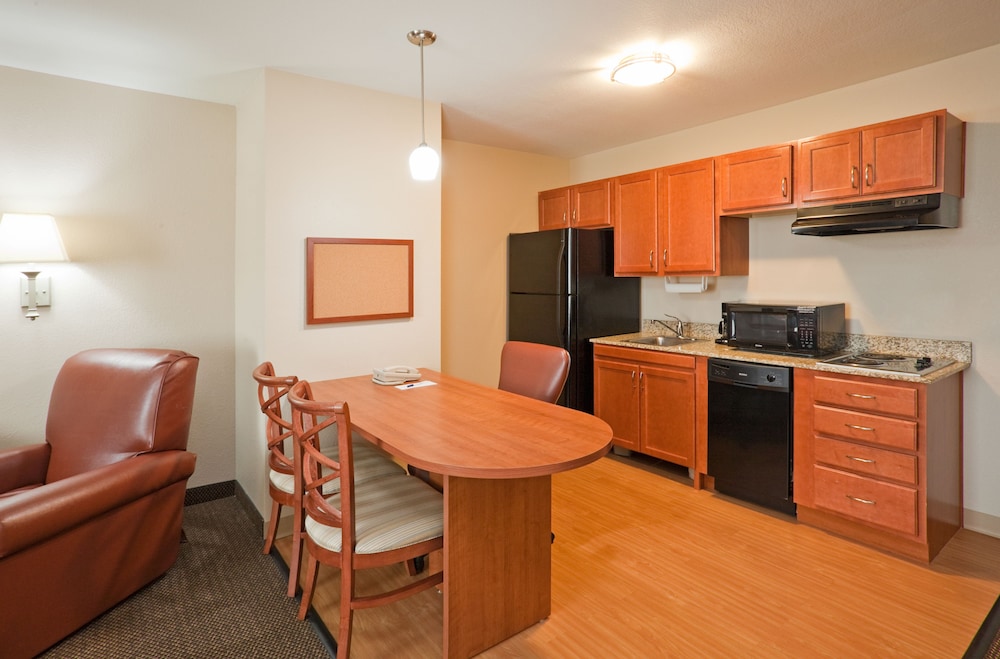 Candlewood Suites Eastchase Park Ex Candlewood Suites Montgomery North 42/69