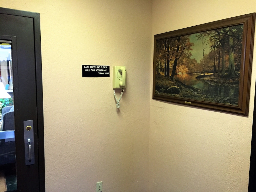 Travelodge By Wyndham Redwood Falls 14/30