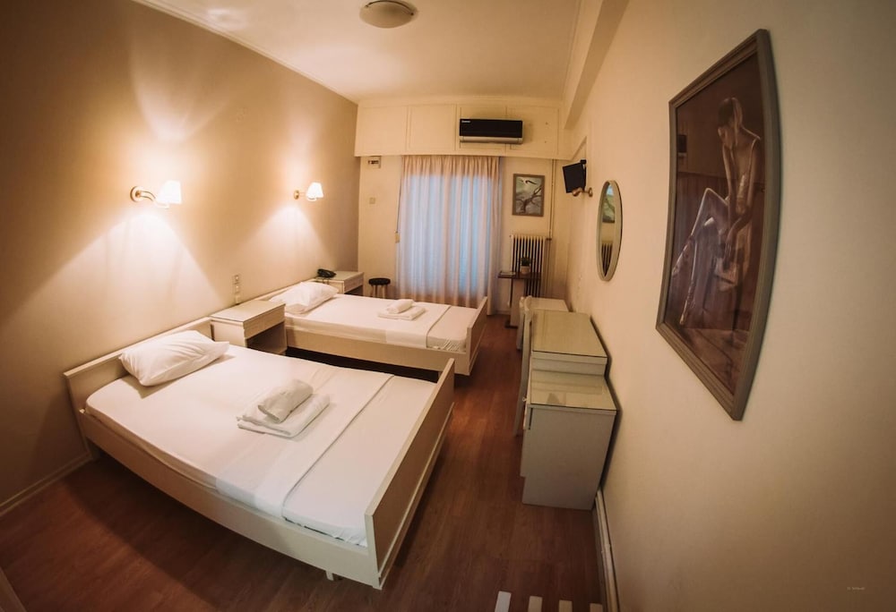 Hotel King Pyrros 27/38