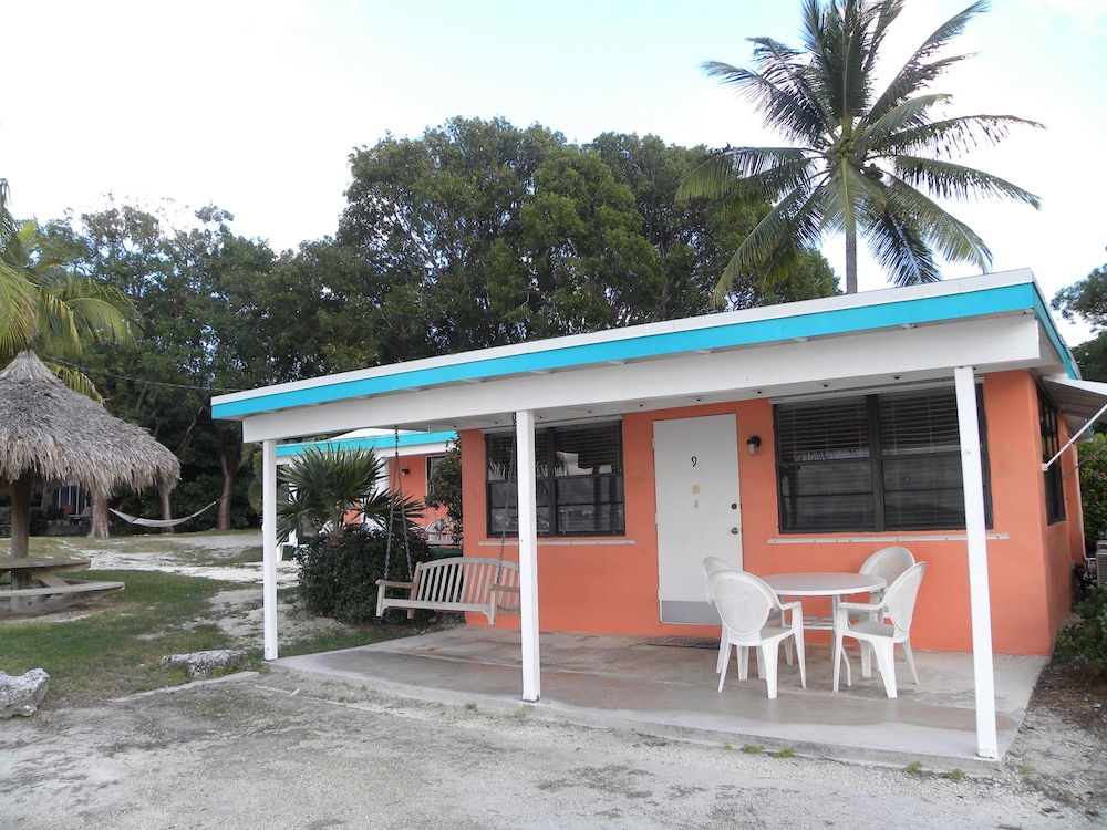 Rock Reef Resort 3/77