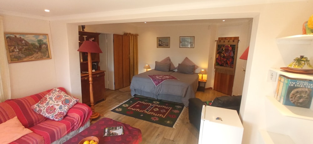 Millgate Cottage 28/49