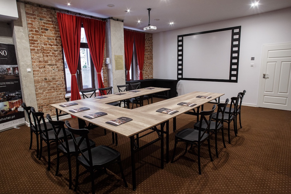 Stare Kino- Cinema Residence 43/50