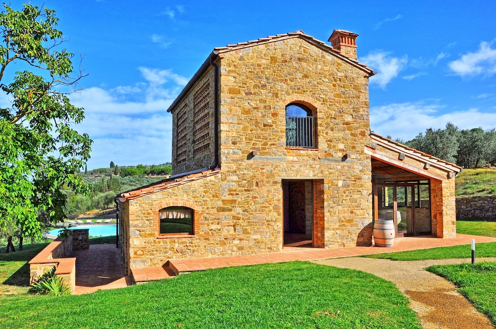 Villa Ferdinando 32/44