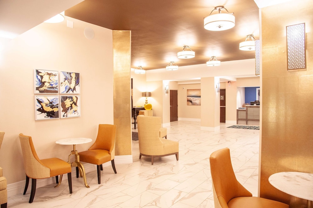 Hampton Inn & Suites Jackson Downtown-Coliseum 58/76