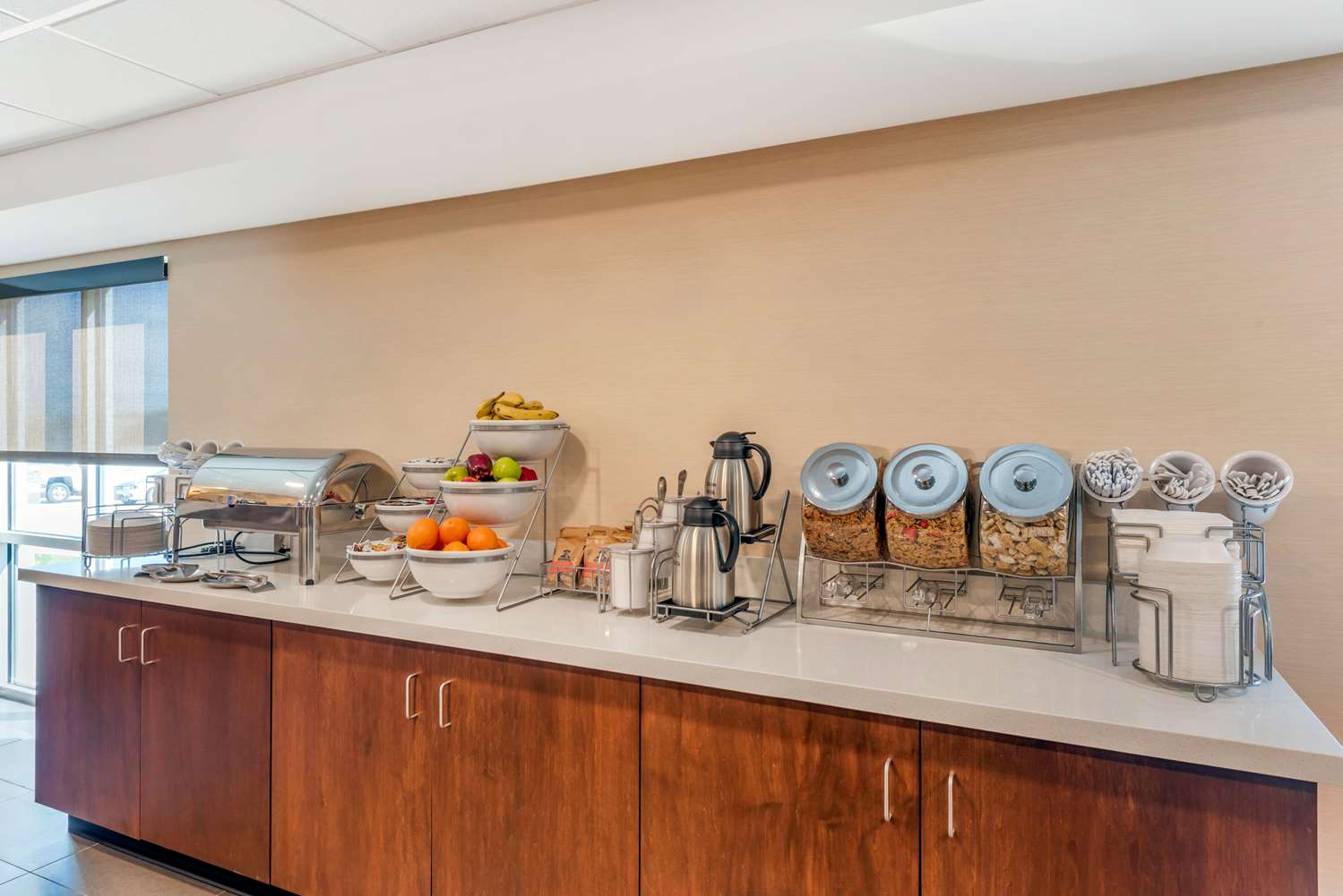 Comfort Inn & Suites near Route 66 10/35