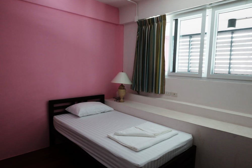 Sleep Dee Hostel 33/74