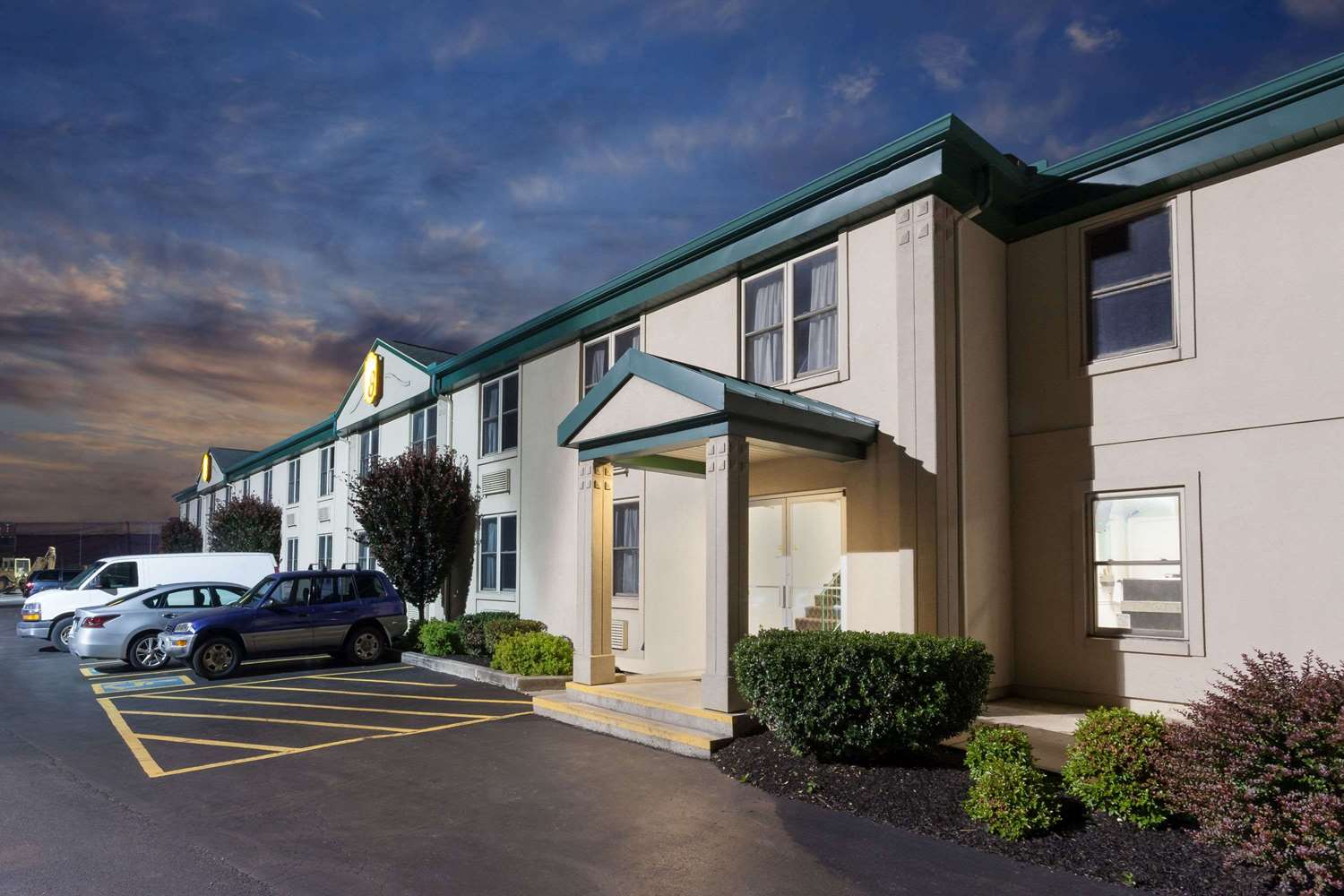 Super 8 by Wyndham Harrisburg Hershey West 7/10