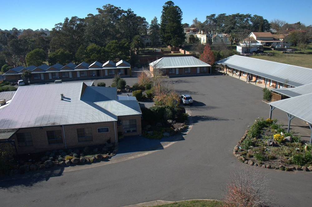 SWAGGERS MOTOR INN(FORMERLY Sundowner Yass) 38/46