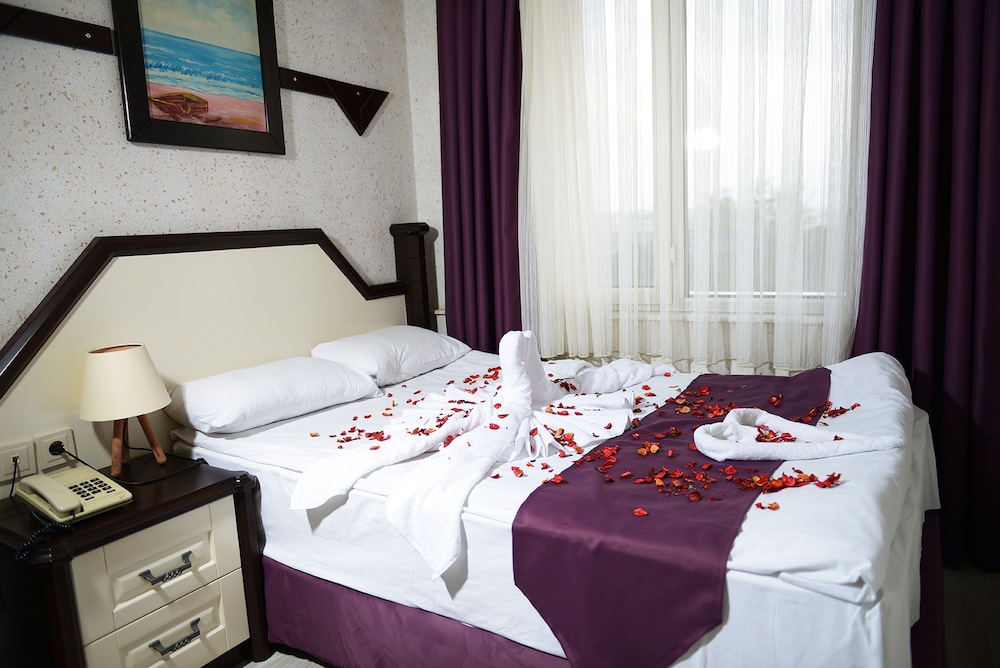 Kucuk Velic Hotel 26/71