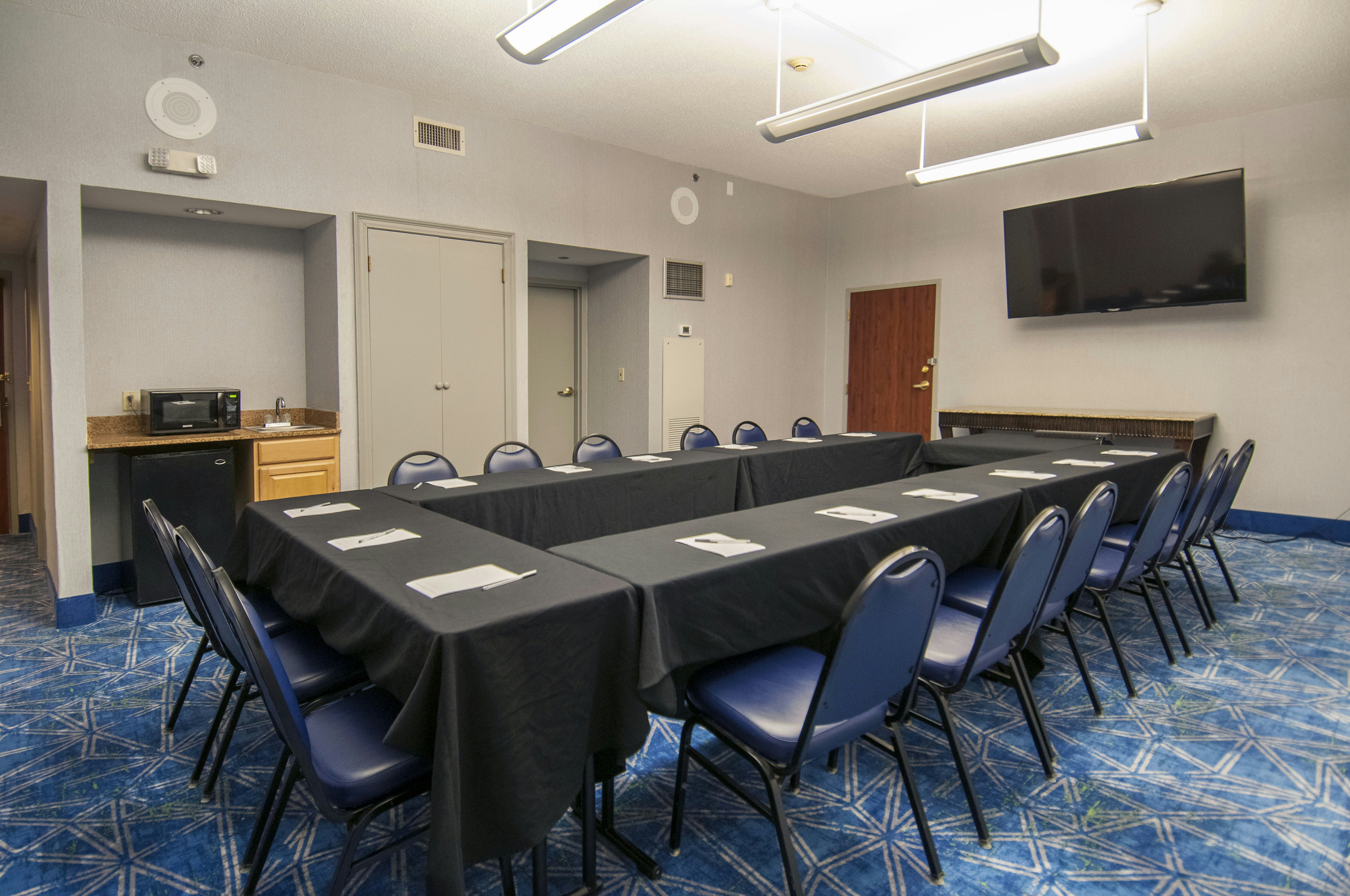 Hampton Inn New Orleans Metairie 34/41