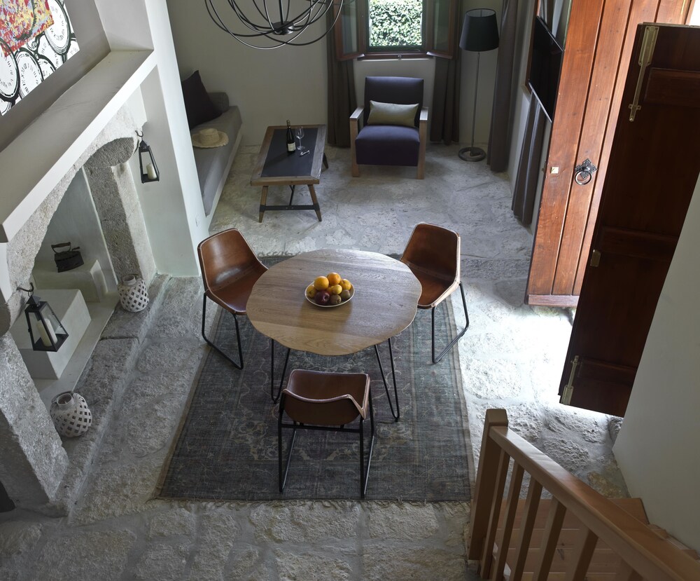 Scalani Hills Residences 20/34