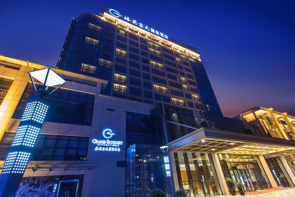 Grand Skylight International Hotel Guiyang 2/37
