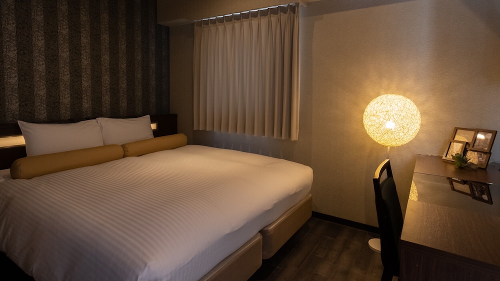Nipponbashi Luxe Hotel 26/52