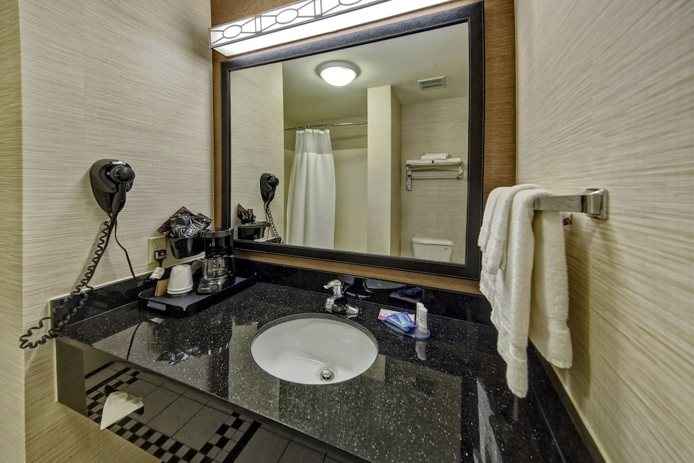 Fairfield Inn Suites Weatherford 22/35