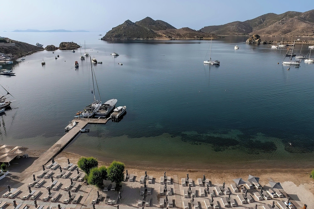 Patmos Aktis Suites And Spa 80/86