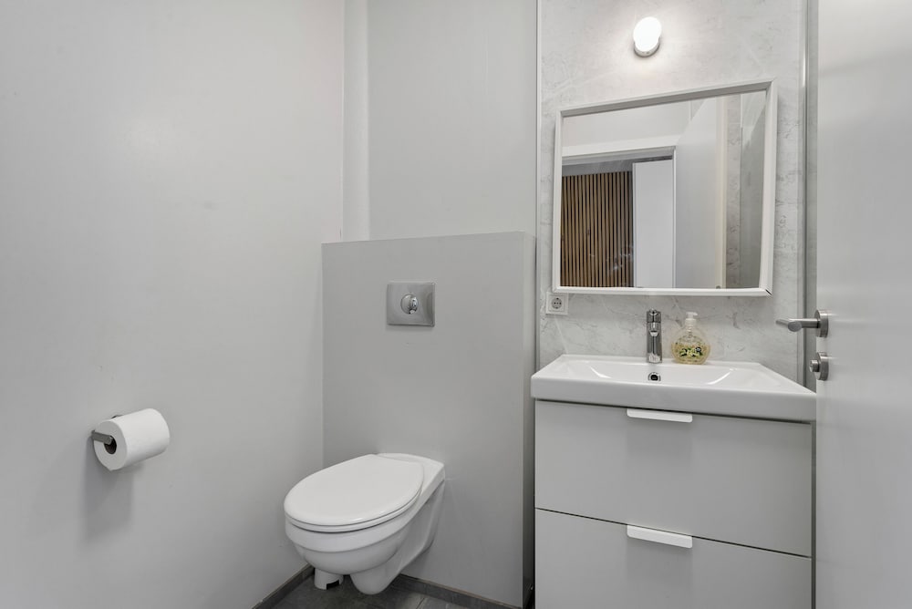 ICELAND COMFORT APARTMENTS 68/68