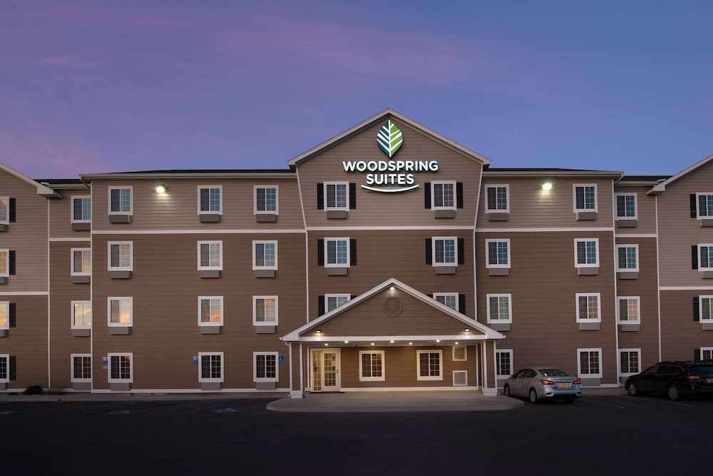 WoodSpring Suites Hobbs 2/36