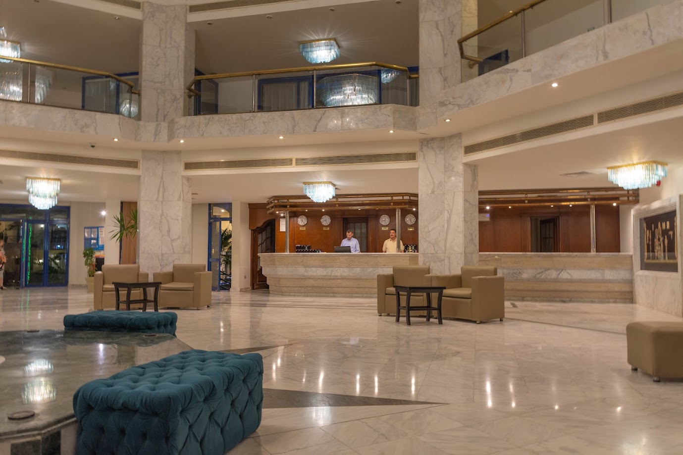Cataract Resort 8/49