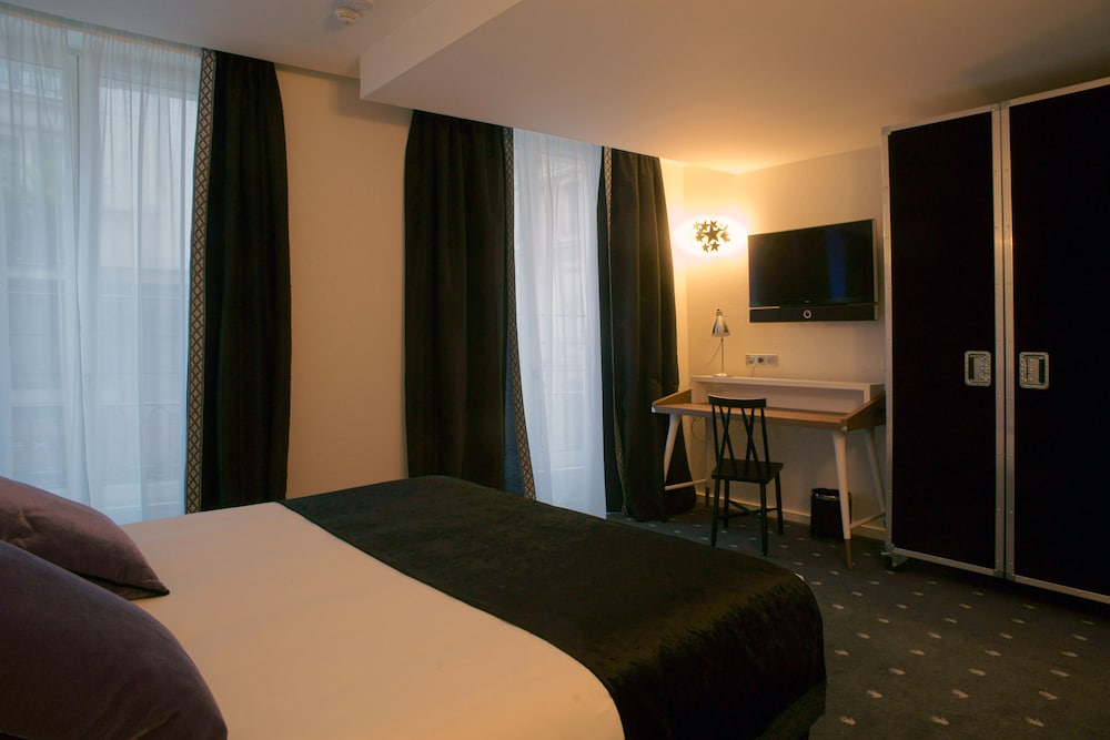 Hotel Du Triangle D Or 14/56