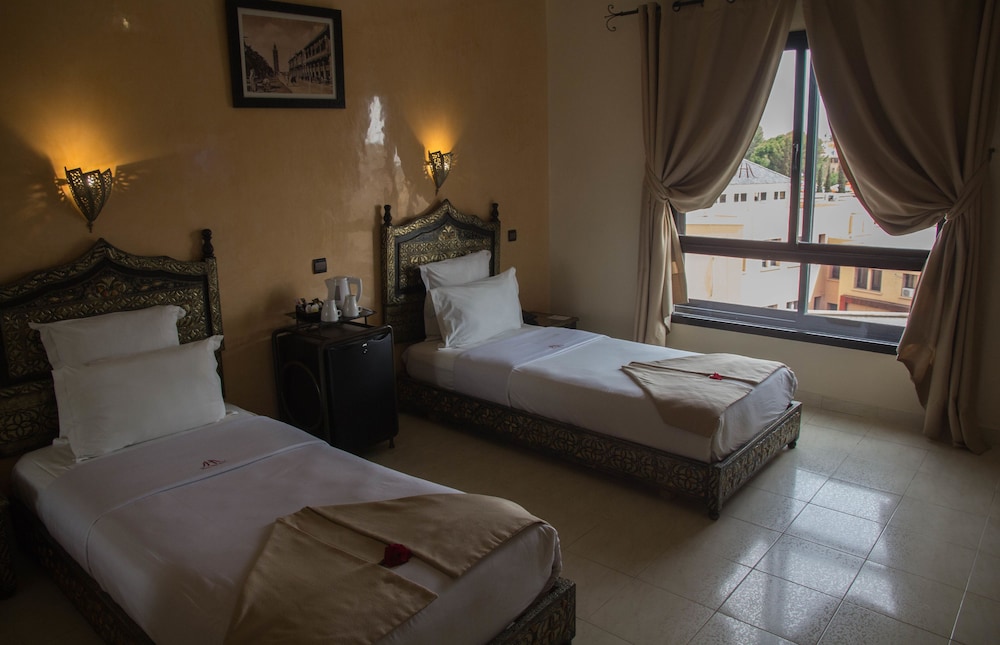 Amani Hotel Suites & Spa 32/85