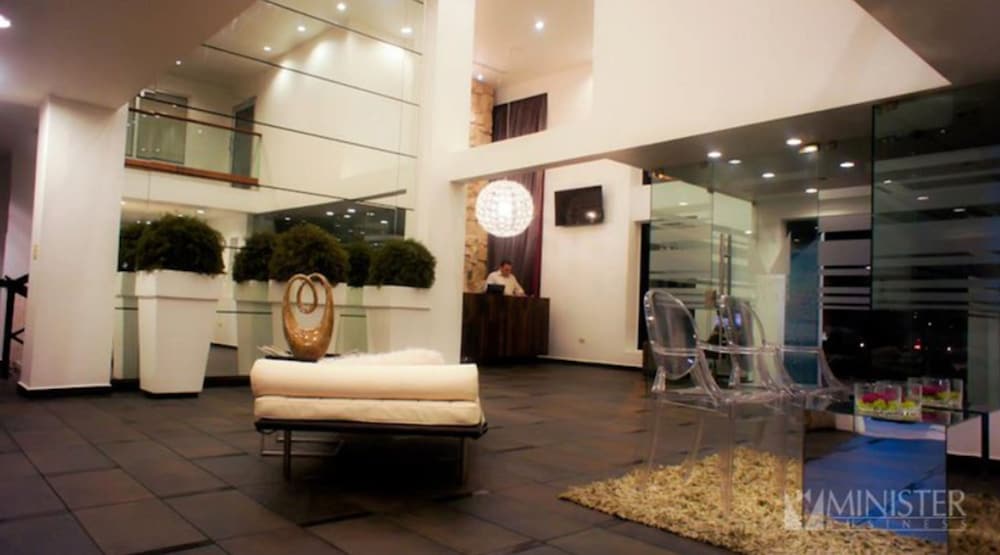 Minister Business Hotel 30/48