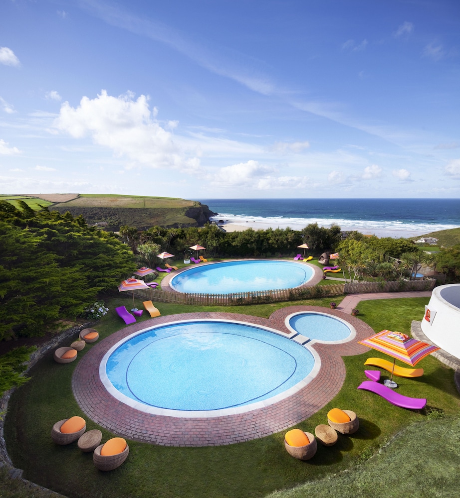 Bedruthan Hotel and Spa 42/48