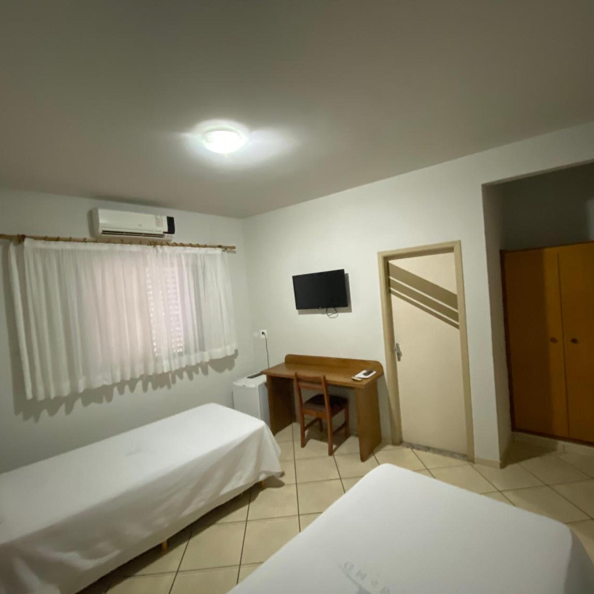 Onix Hotel 12/50