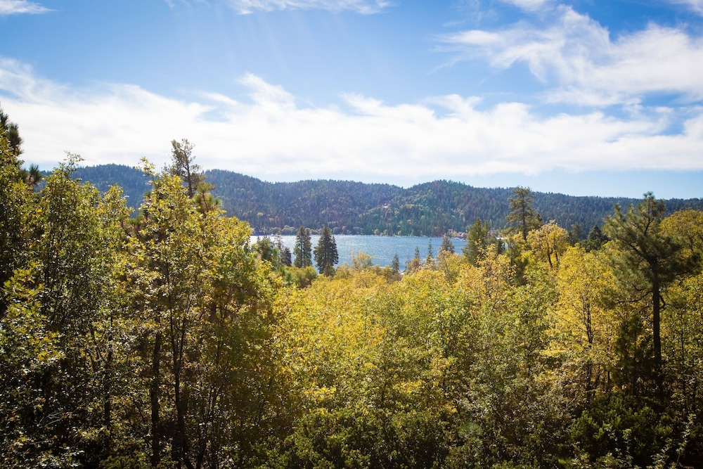 UCLA Lake Arrowhead Lodge 44/50