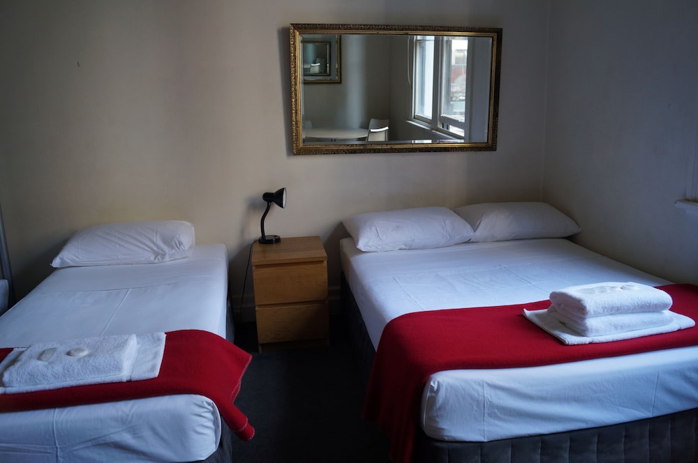 WYNYARD HOTEL 6/36