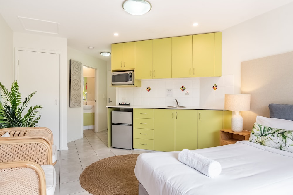 Eco Beach Resort Byron Bay 10/80