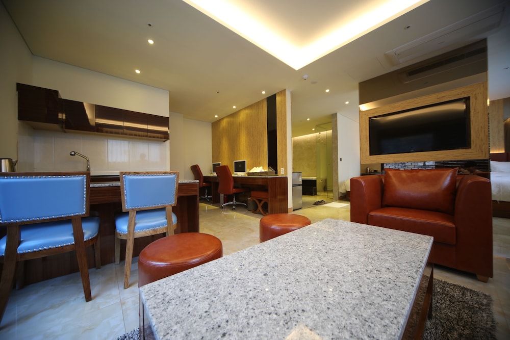 Galmea First Hotel 36/50