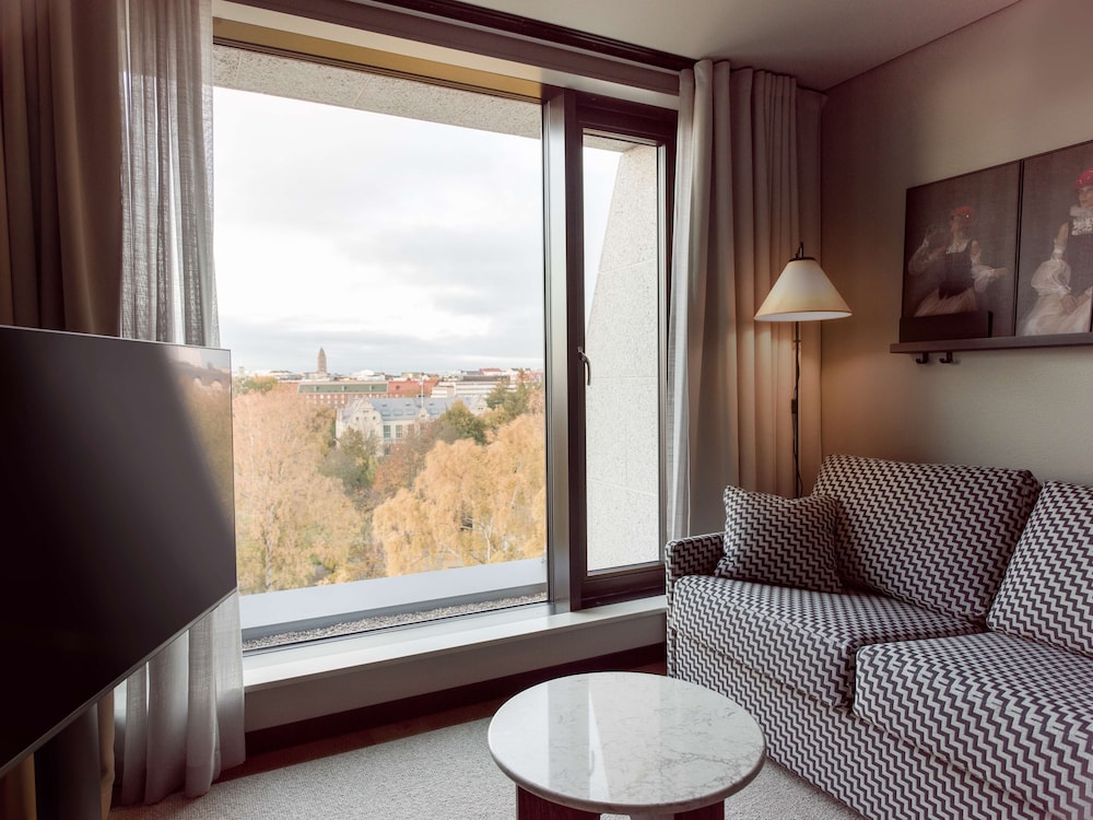 Radisson RED Helsinki 46/66