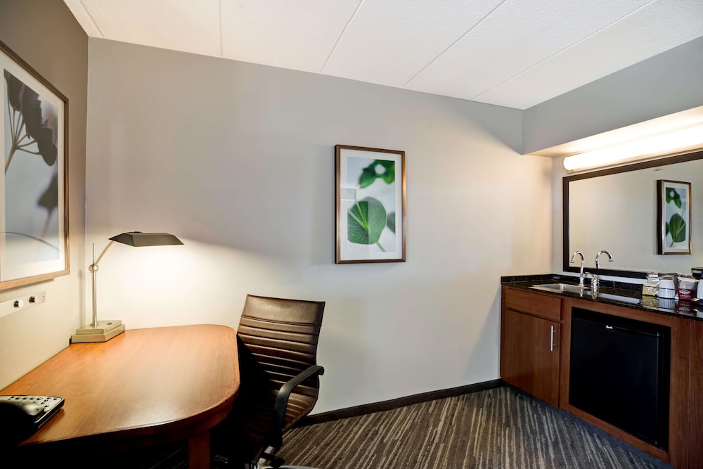Hyatt Place Baltimore/Bwi Airport 27/67