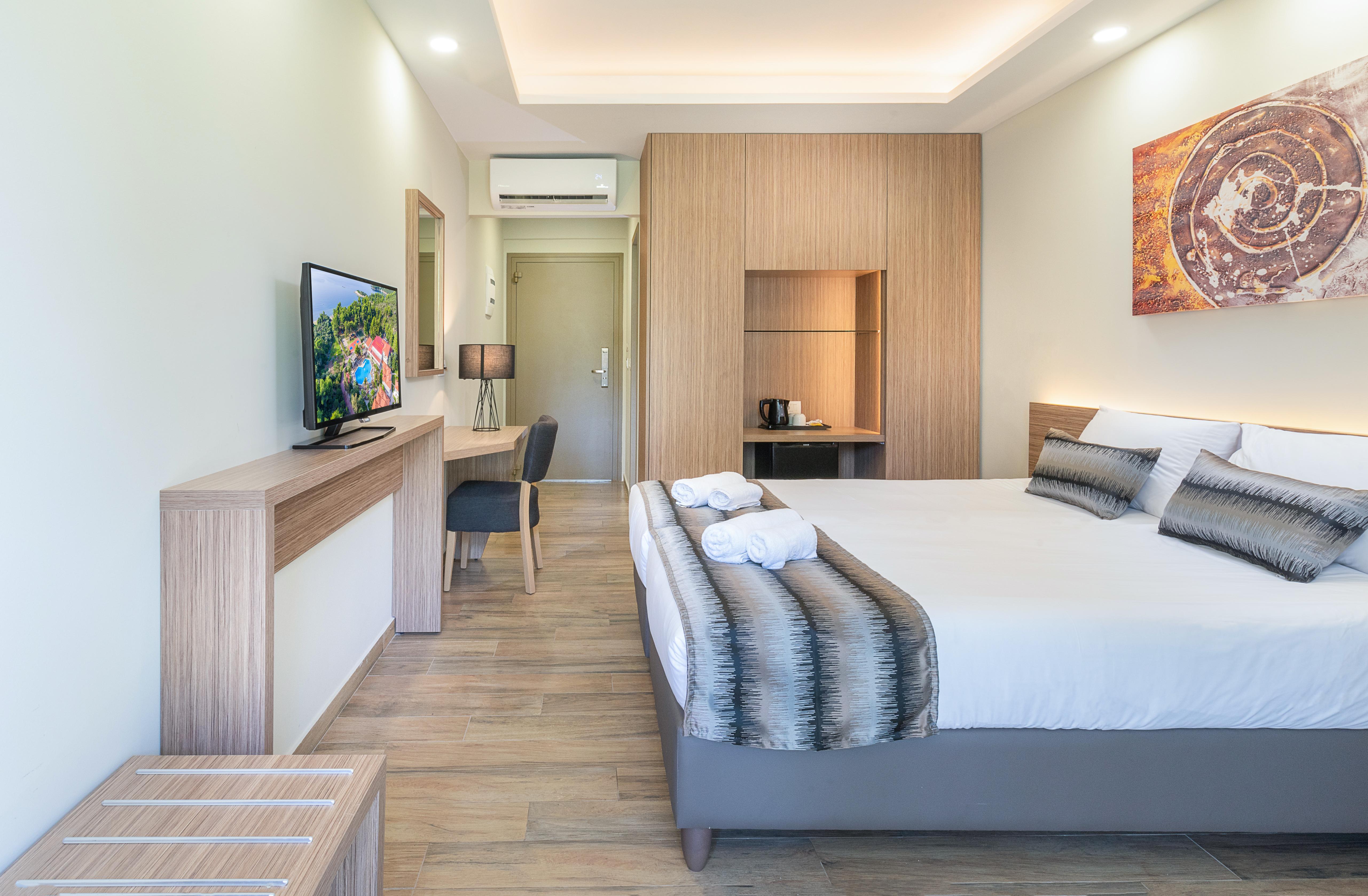 Superior, Double Bed, Garden View, Balcony or Terrace
