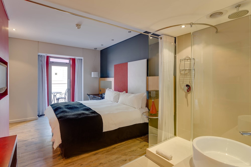 Protea Hotel Fire & Ice by Marriott Cape Town 6/34