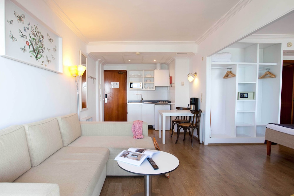 Palma Beach Hotel Apt 30/34