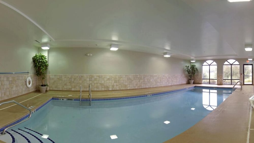 Hampton Inn Council Bluffs 16/41