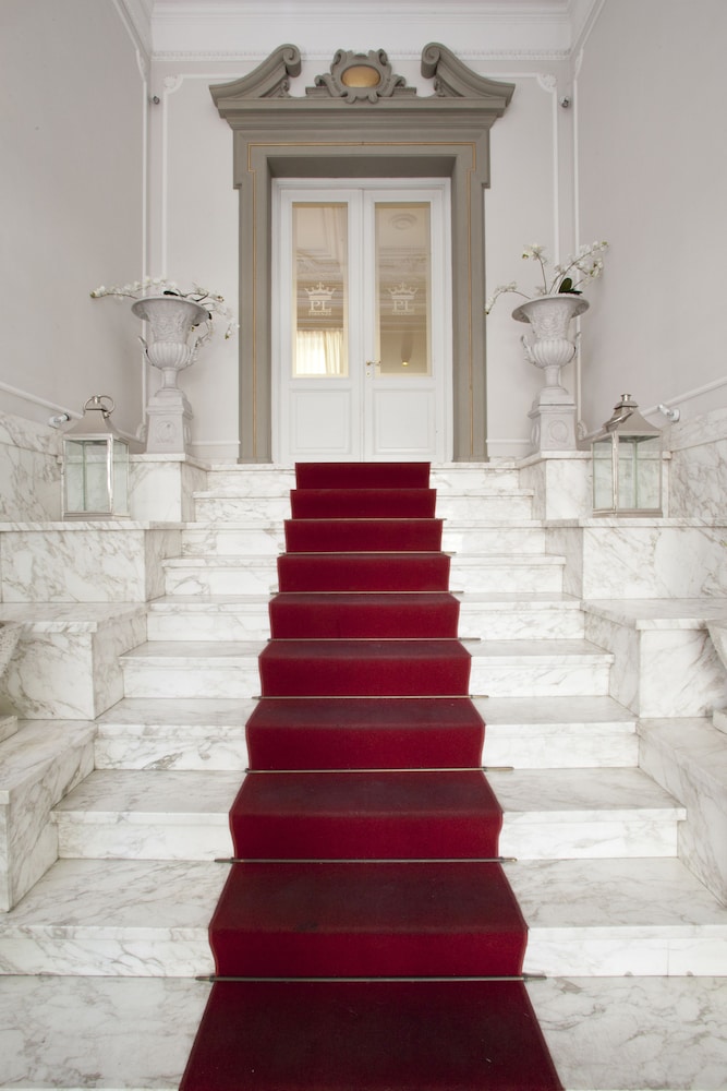 Palazzo Lombardo 29/44