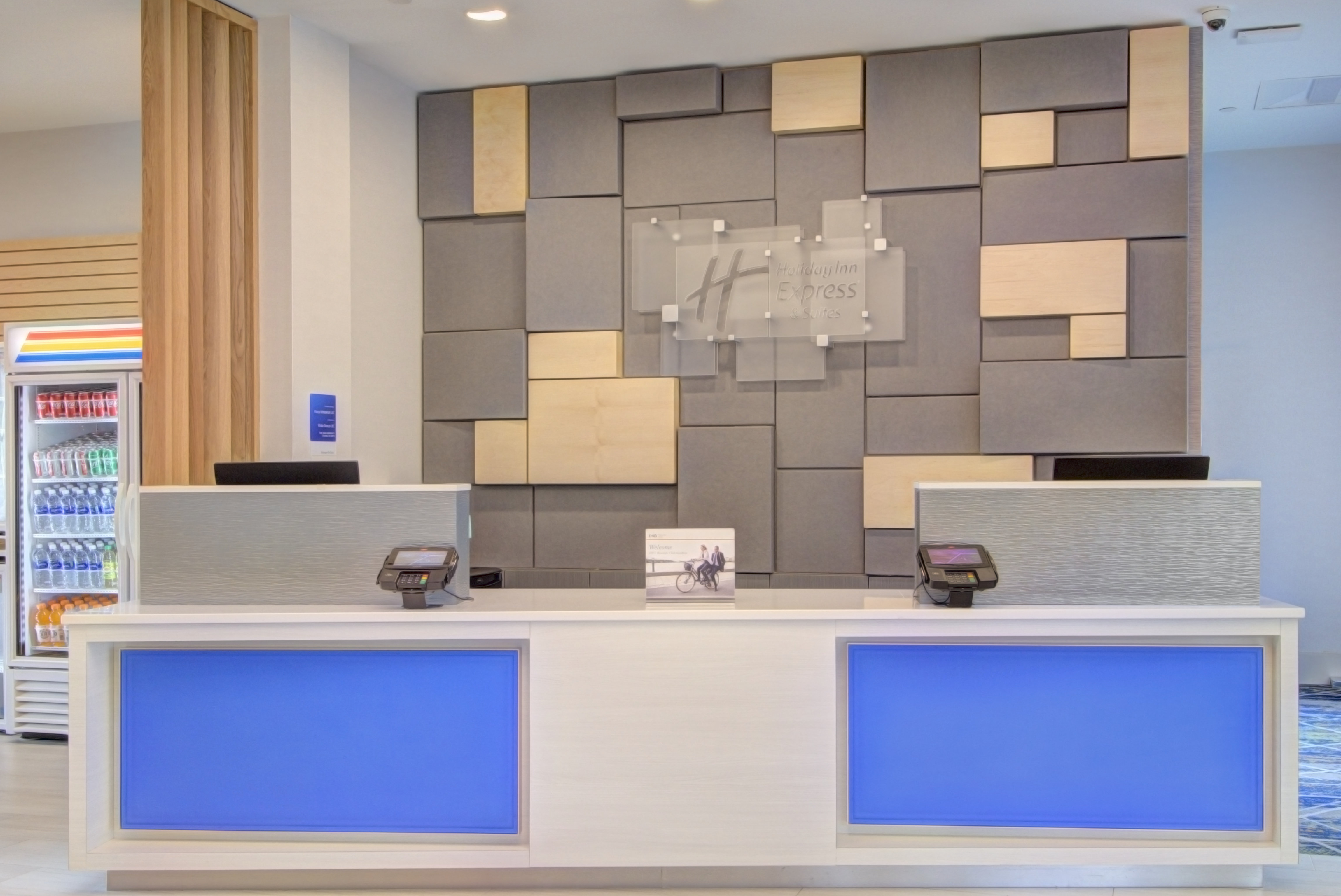 Holiday Inn Express Suites Charlotte Southwest 10/42